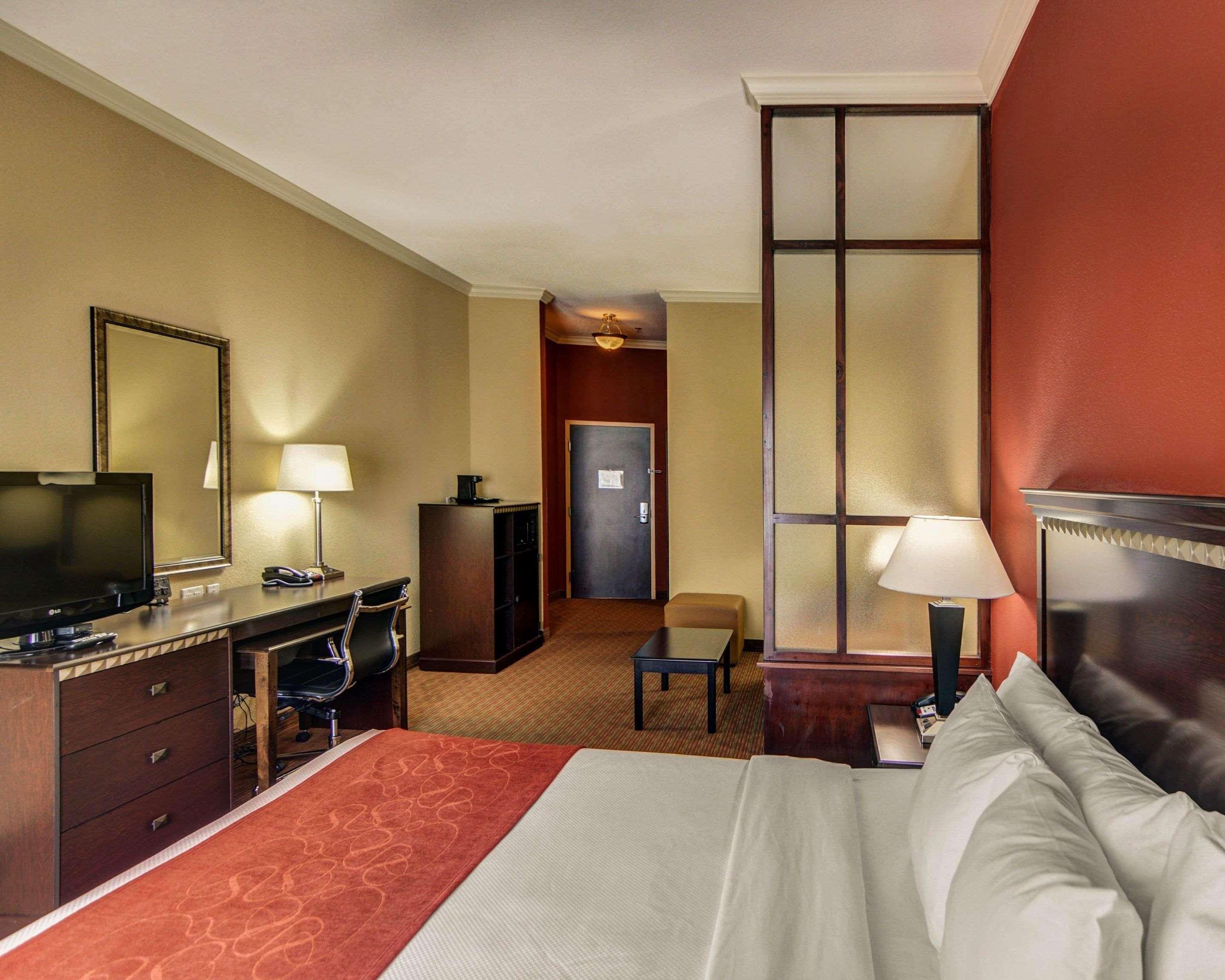 Comfort Suites Fort Worth South Zewnętrze zdjęcie